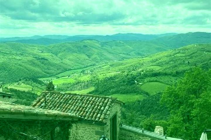 Escorts Monte Santa Maria Tiberina, Italy — Local Companions