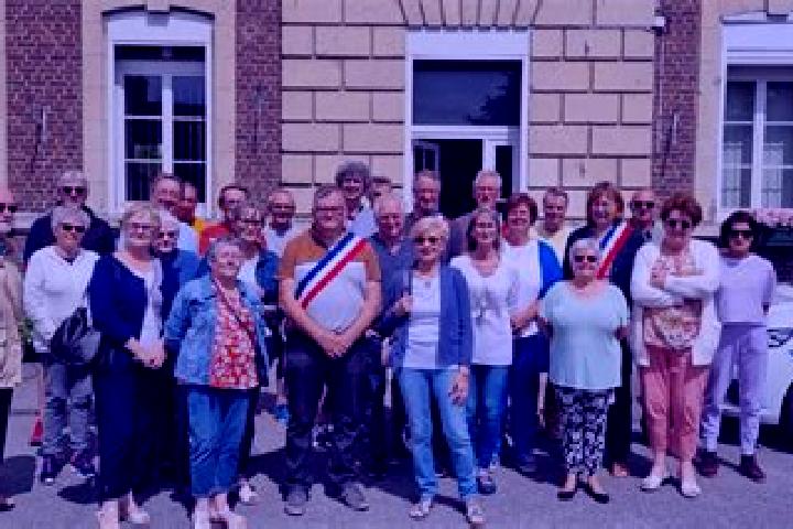 Escorts Montmacq, France — Local Companions