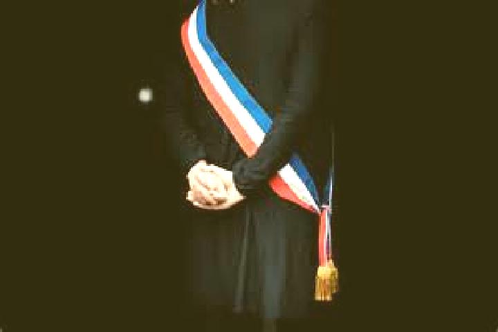 Escorts Morangis, France — Local Companions