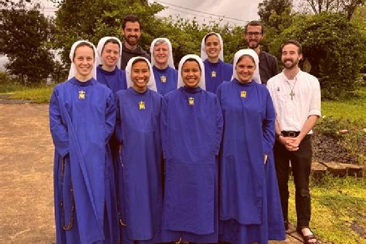 Escorts Morlaix, France — Local Companions