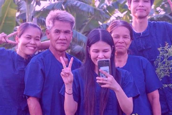 Escorts Muang Sam Sip, Thailand — Local Companions