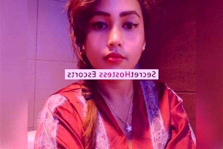 Escorts Muaralakitan, Indonesia — Local Companions