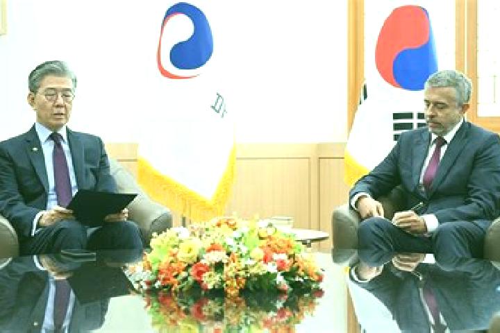 Escorts Mungyeong, South Korea — Local Companions