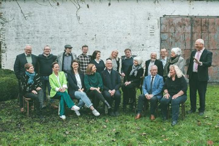 Escorts Munkzwalm, Belgium — Local Companions