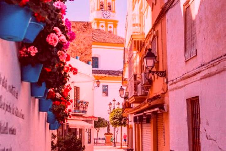 Escorts Munotello, Spain — Local Companions