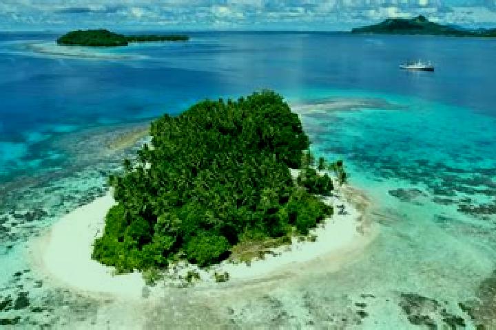 Escorts Murilo, Micronesia — Local Companions