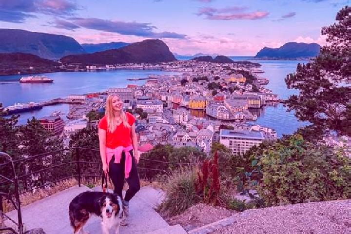 Escorts Myre, Norway — Local Companions