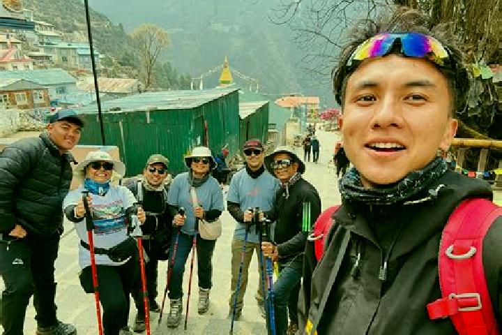 Escorts Namche Bazaar, Nepal — Local Companions