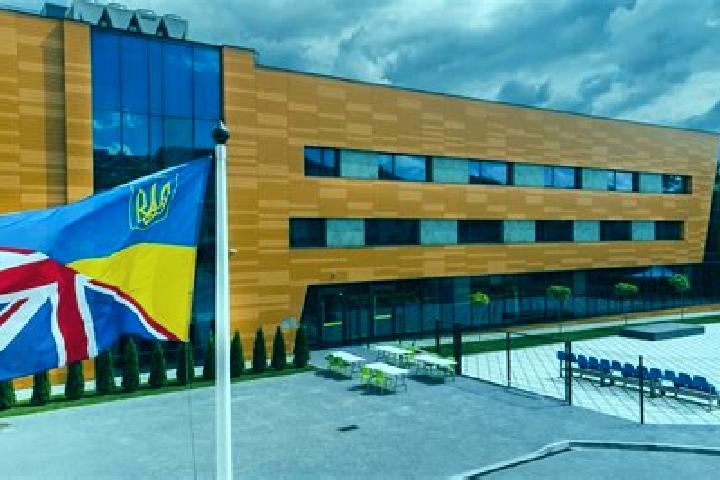 Escorts Narew, Poland — Local Companions