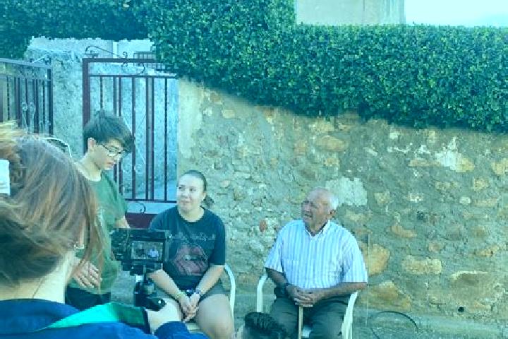 Escorts Narrillos del Rebollar, Spain — Local Companions