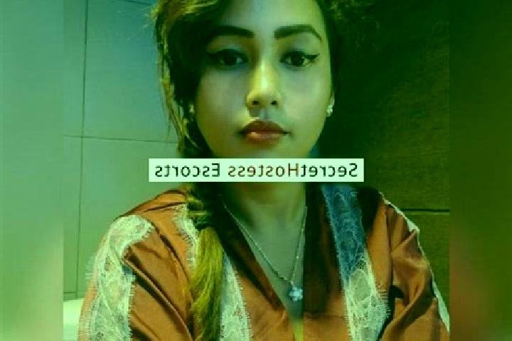 Escorts Natarleba, Indonesia — Local Companions