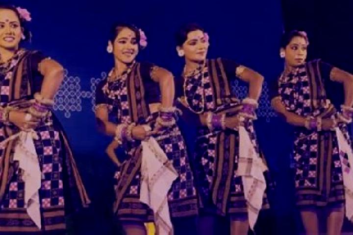 Escorts Nayagarh, India — Local Companions