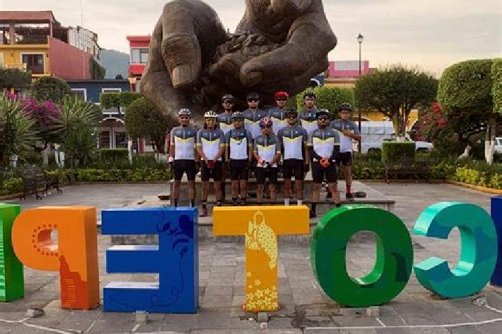 Escorts Necaxaltepetl, Mexico — Local Companions