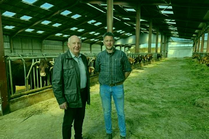 Escorts Neufgrange, France — Local Companions