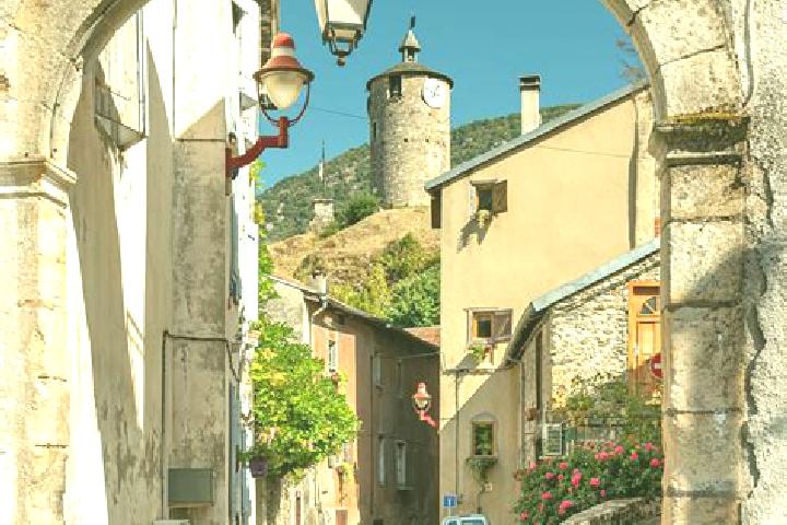 Escorts Neuville-Ferrieres, France — Local Companions