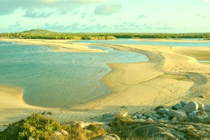 Escorts Nhulunbuy, Australia — Local Companions