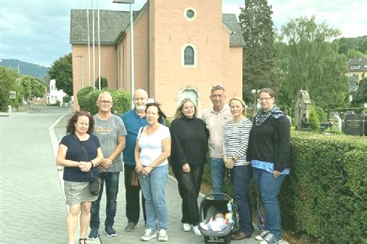 Escorts Niederbachem, Germany — Local Companions
