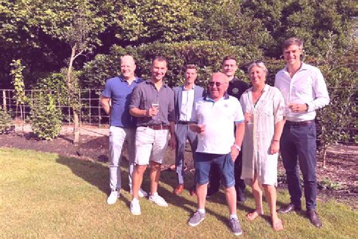 Escorts Nieuwe Wetering, Netherlands — Local Companions
