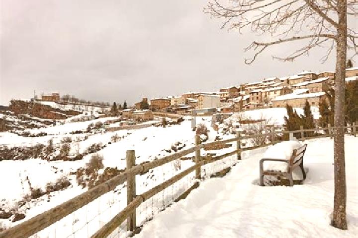 Escorts Nieva de Cameros, Spain — Local Companions