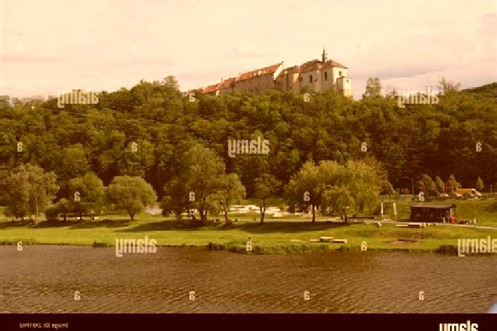 Escorts Nizbor, Czech Republic — Local Companions