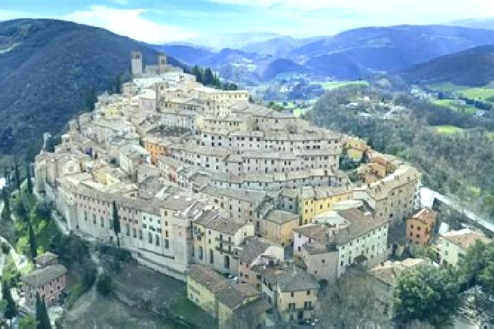 Escorts Nocera Inferiore, Italy — Local Companions