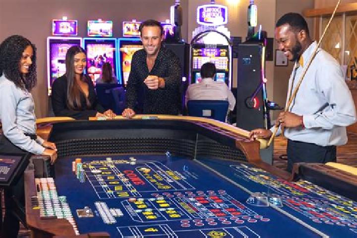 Escorts North Casino, Australia — Local Companions