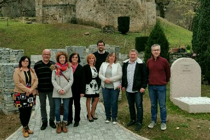 Escorts Notre-Dame-de-Mesage, France — Local Companions