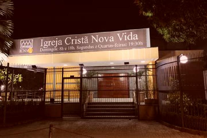 Escorts Nova Porteirinha, Brazil — Local Companions