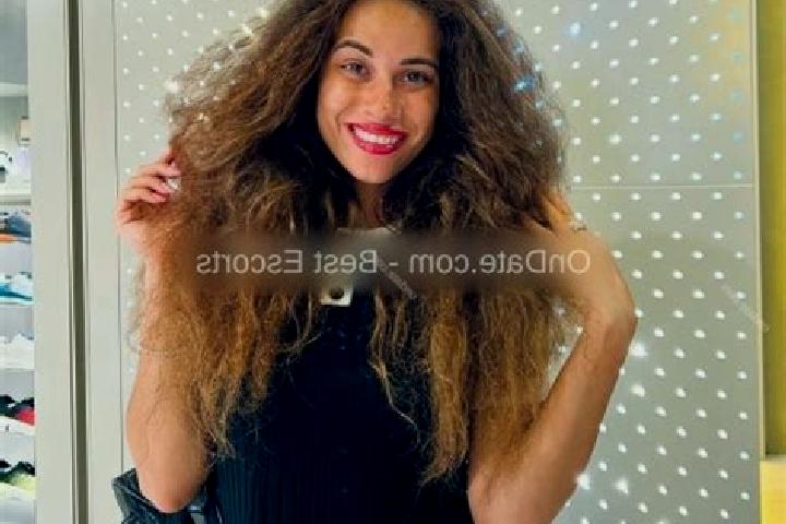 Escorts Nyzhnii Dubovets, Ukraine — Local Companions