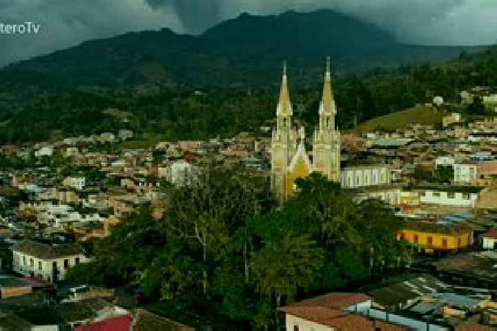 Escorts Oicata, Colombia — Local Companions