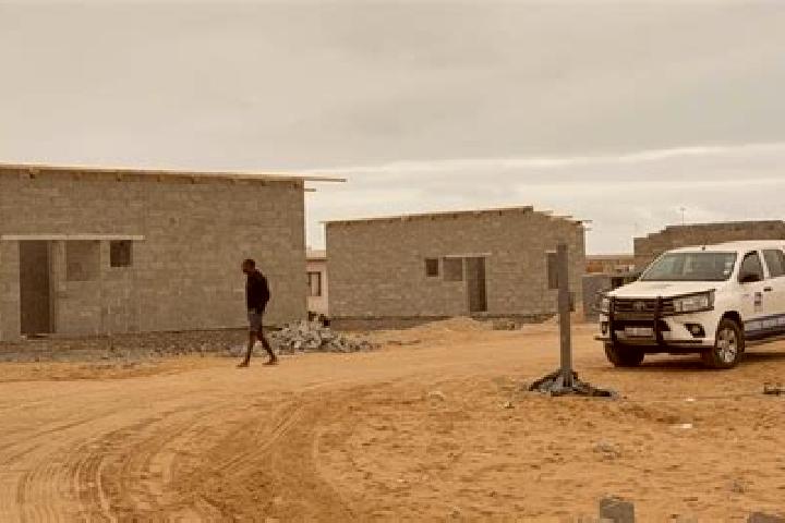 Escorts Okalongo, Namibia — Local Companions