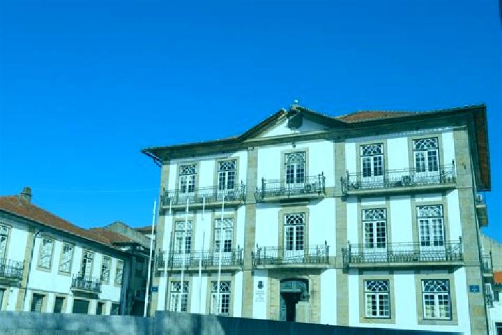Escorts Oliveira do Hospital, Portugal — Local Companions
