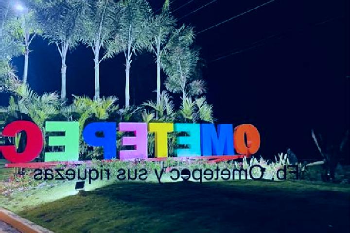 Escorts Ometepec, Mexico — Local Companions