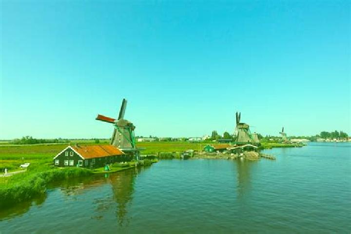 Escorts Oostdorp, Netherlands — Local Companions