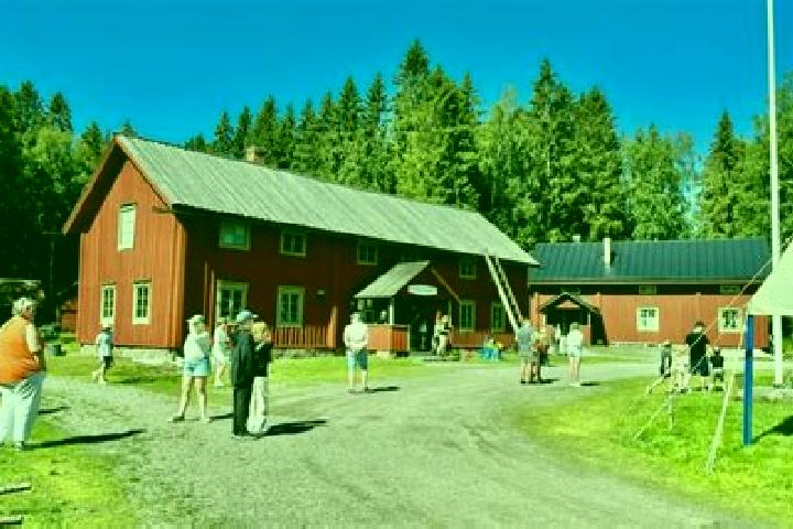 Escorts Oravais, Finland — Local Companions