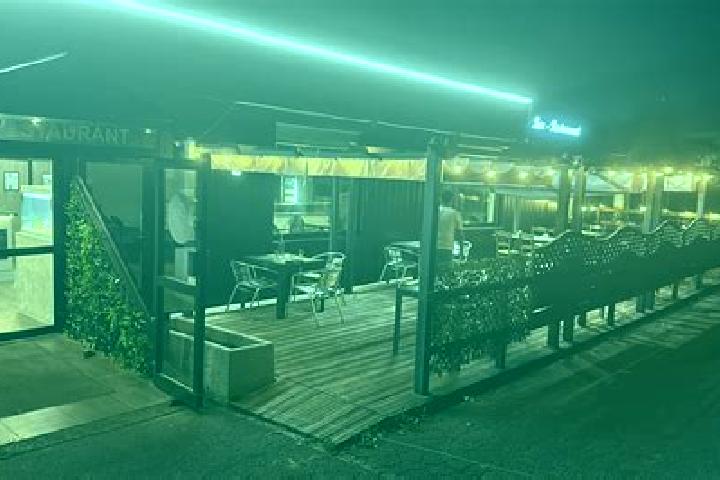 Escorts Ormoy, France — Local Companions