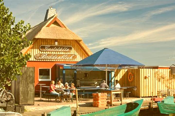 Escorts Ostseebad Dierhagen, Germany — Local Companions