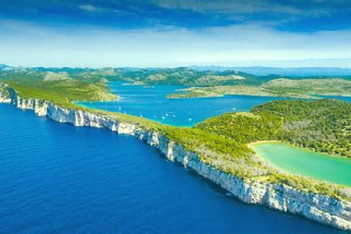 Escorts Otok, Croatia — Local Companions