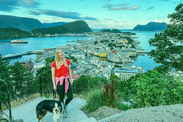 Escorts Otta, Norway — Local Companions
