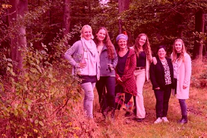 Escorts Ottersheim, Germany — Local Companions