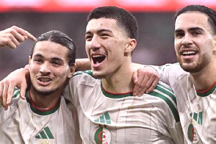 Escorts Ouled Moussa, Algeria — Local Companions