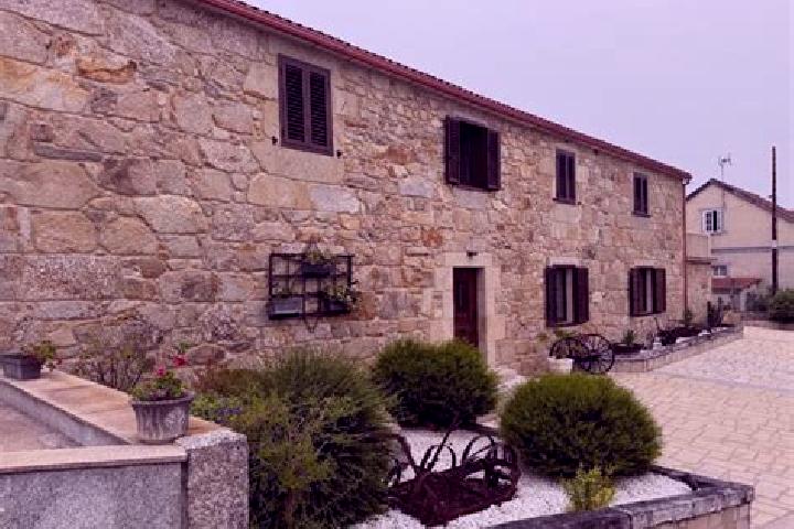 Escorts Outeiro, Spain — Local Companions