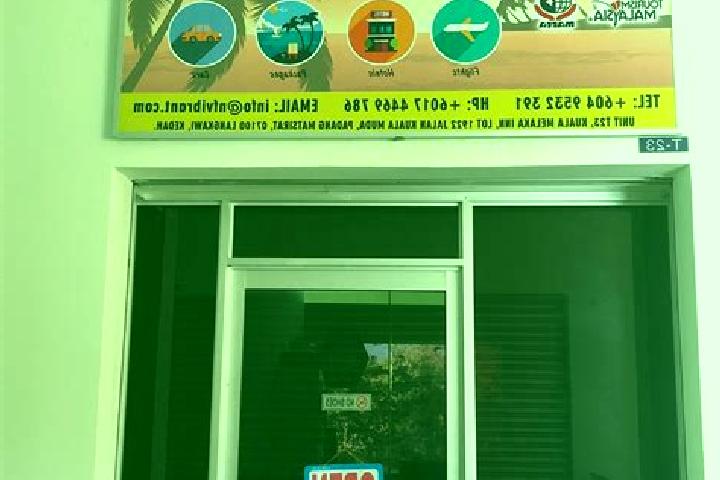 Escorts Padang Mat Sirat, Malaysia — Local Companions