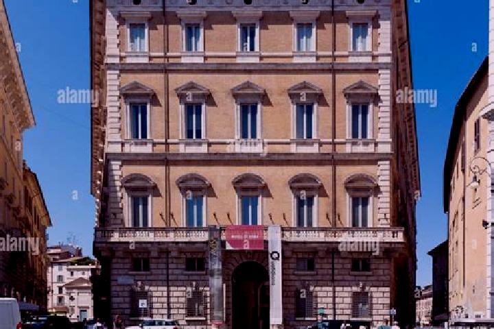 Escorts Palazzo, Italy — Local Companions