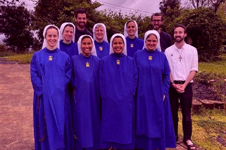 Escorts Panossas, France — Local Companions