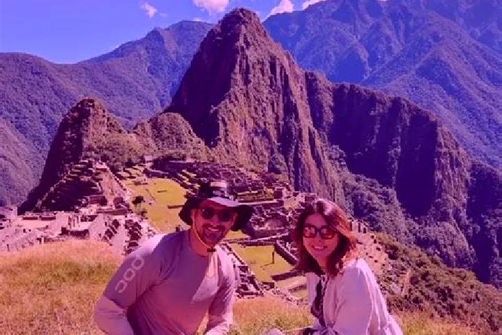 Escorts Paranshique, Peru — Local Companions