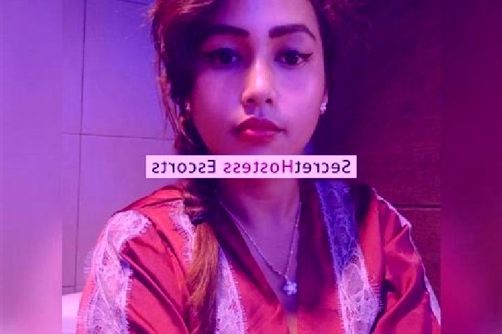 Escorts Pasiraman, Indonesia — Local Companions