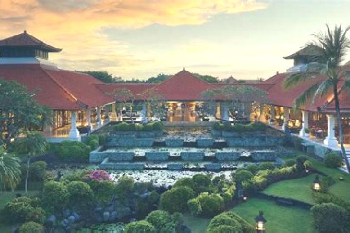Escorts Pasirsongket Dua, Indonesia — Local Companions
