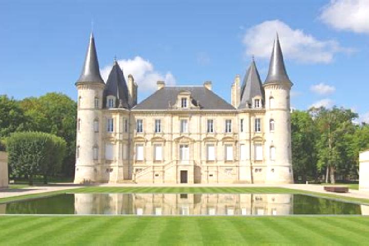 Escorts Pauillac, France — Local Companions