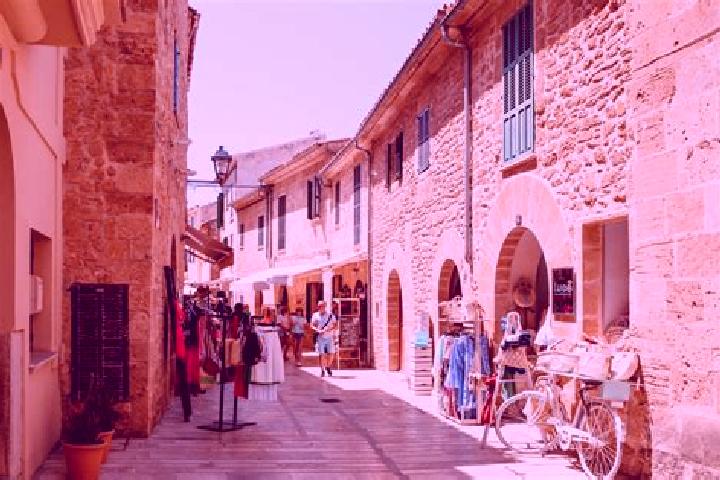 Escorts Pedroso, Spain — Local Companions